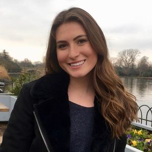 Meet your Posher, Danielle